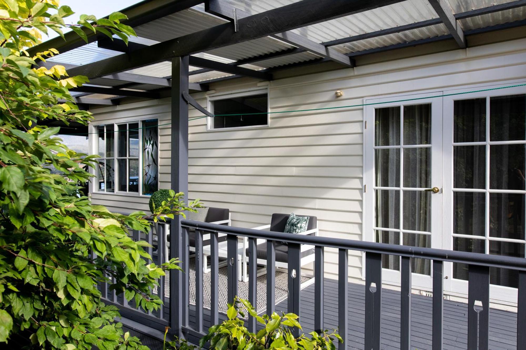 Woodland Bay Retreat-Hot Tub,Sauna And Bayview Hamptons Retreat Lymington Exterior foto